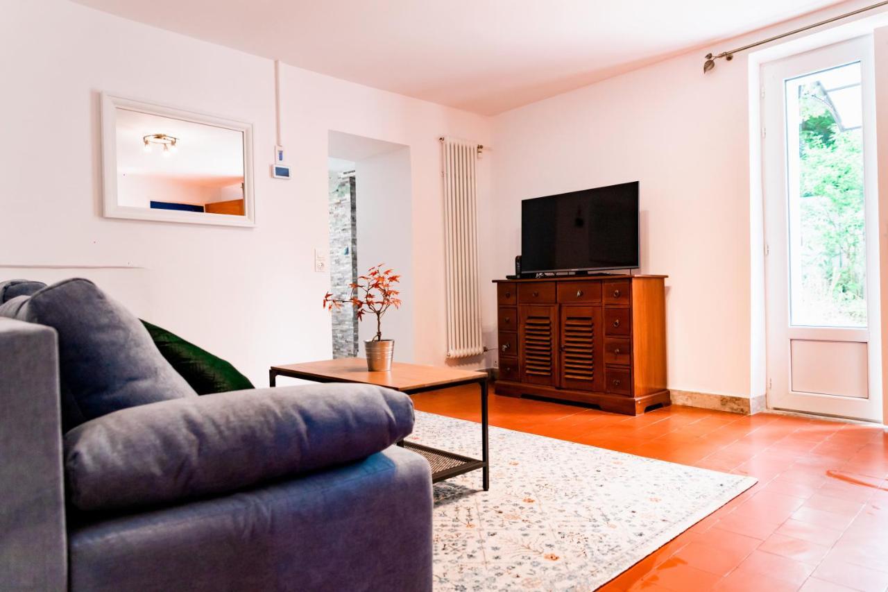 Appartamento Eva Serris Esterno foto